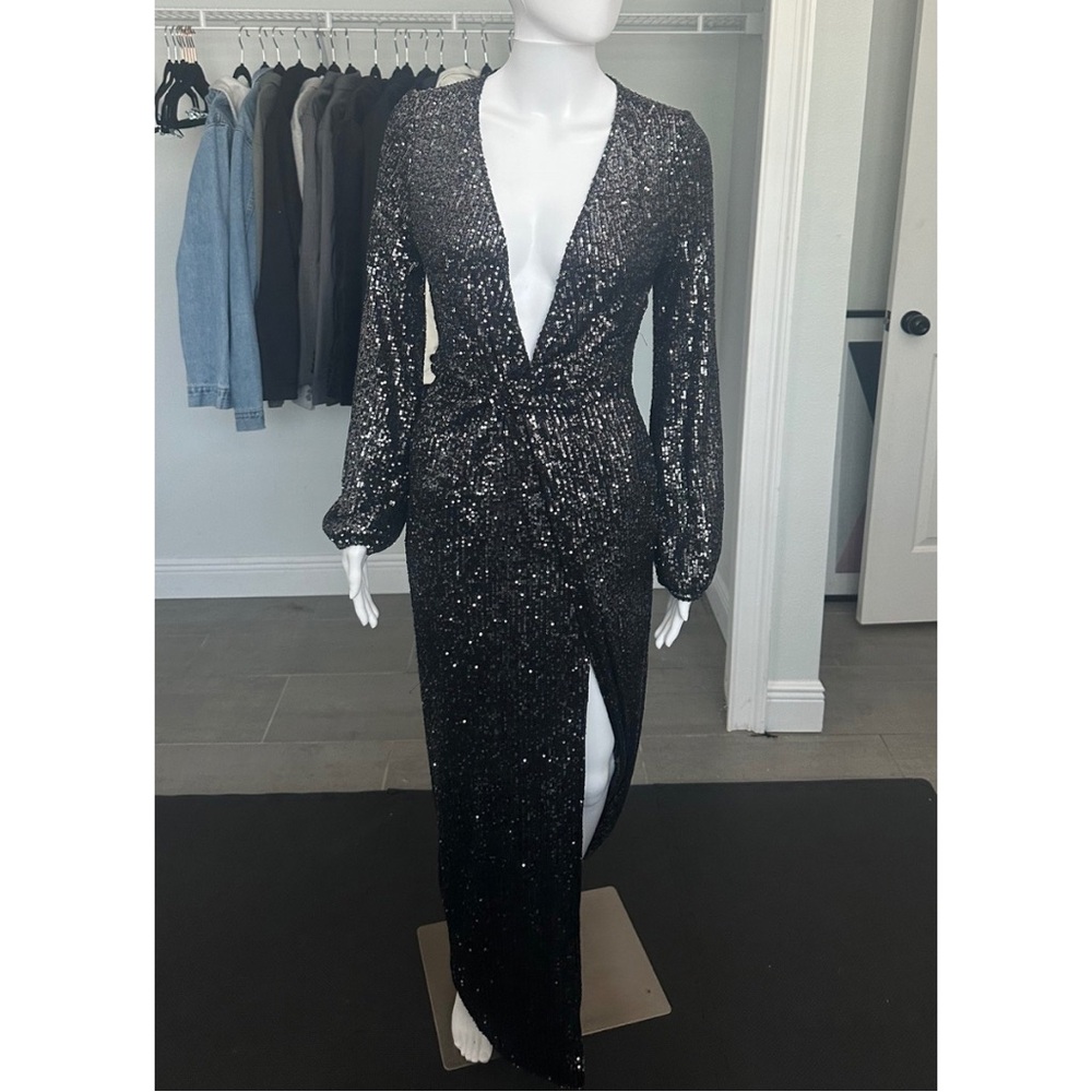 Fashion Nova ~ NWT Sequin Maxi Dress/Gown - Picture 4 of 12